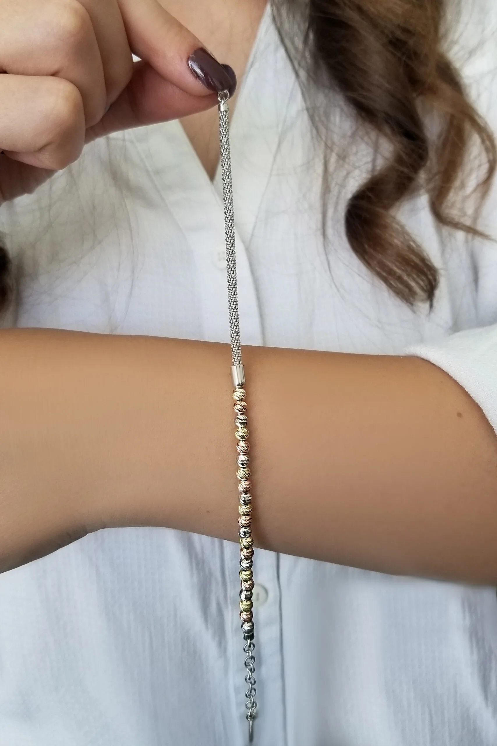 20210926-143545-jpg.jpg Kadın Dorika ve Özel İşlemeli Tasarım 925 Ayar Gümüş Bileklik - Görsel 1