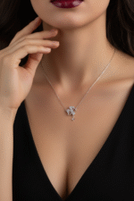 Sallantılı Yıldız Detaylı Çiçek 925 Ayar Gümüş Kadın Kolye