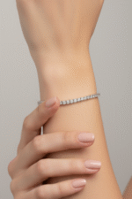 Su Yolu Zirkon Taşlı 925 Ayar Gümüş Kadın Bileklik