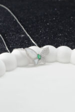 Zümrüt Yeşili Taşlı Özel Tasarım Kelebek 925 Ayar Gümüş Kadın Kolye - Görsel 3