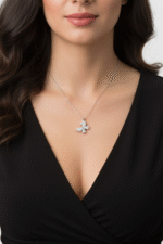 Kelebek Beyaz Zirkon Taşlı 925 Ayar Gümüş Kadın Kolye - Görsel 2