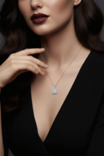 Kare Tasarımlı Pırlanta Kesim 925 Ayar Gümüş Kadın Kolye - Görsel 5