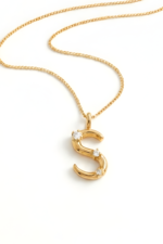 Harfli Zirkon Taşlı Kişiye Özel 925 Ayar Gümüş Kadın Kolye - Görsel 5