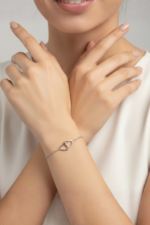 Kalpli Aşk Temalı 925 Ayar Gümüş Kadın Ayarlanabilir Bileklik - Görsel 5