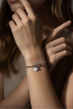 Kişiye Özel Plaka Harfli 925 Ayar Gümüş Kadın Bileklik - Görsel 5