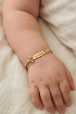 Bebek Künyesi Maşallah Yazılı 925 Ayar Gümüş Kelebek El Ayak Figür Kırmızı Taşlı