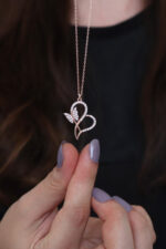 Kadın Kalp ve Kelebek Tasarım 925 ayar Gümüş Kolye - Görsel 3