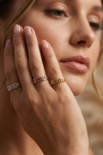 Balon Harfli İsim Yüzüğü 925 Ayar Gümüş Kişiye Özel Kadın Yüzük - Görsel 5