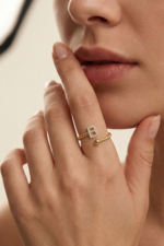 Burgu Bantlı Harf 925 Ayar Gümüş Minimal Ayarlanabilir Kadın Yüzük - Görsel 2