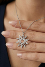 Güneş Tasarımlı Kolye Zirkon Taşlı 925 Ayar Gümüş Kadın - Görsel 3