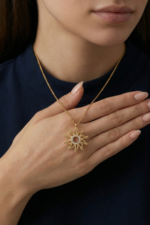 Güneş Tasarımlı Kolye Zirkon Taşlı 925 Ayar Gümüş Kadın - Görsel 10