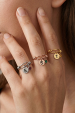 Harfli Plaka ve Doğum Taşı 925 Ayar Gümüş Ayarlanabilir Kadın Yüzük