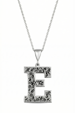 Kişiye Özel Baş Harf Desen İşlemeli 925 Ayar Gümüş Kadın Kolye - Görsel 5