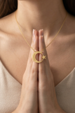 Ay Yıldız Kişiye Özel İsimli 925 Ayar Gümüş Kadın Kolye - Görsel 4