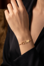 Birbirine Geçmiş Kalp Bileklik Kişiselleştirilmiş Harfli Minimalist Hediye Takı - Görsel 3