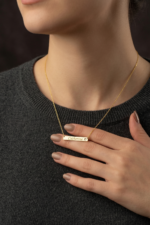 Kişiye Özel Doğum Taşı İsimli Kolye 925 Ayar Gümüş Çubuk Madalyon Minimal Kadın Hediye - Görsel 5