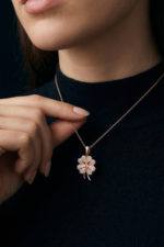 Şans Yoncası Açılır Kolye Kişiye Özel İsimli 925 Ayar Gümüş Kadın Hediyesi - Görsel 5