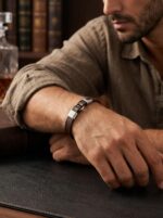 Deri Kordon Beyaz Çelik Detaylı Erkek Hediye Bileklik 01848 - Görsel 4